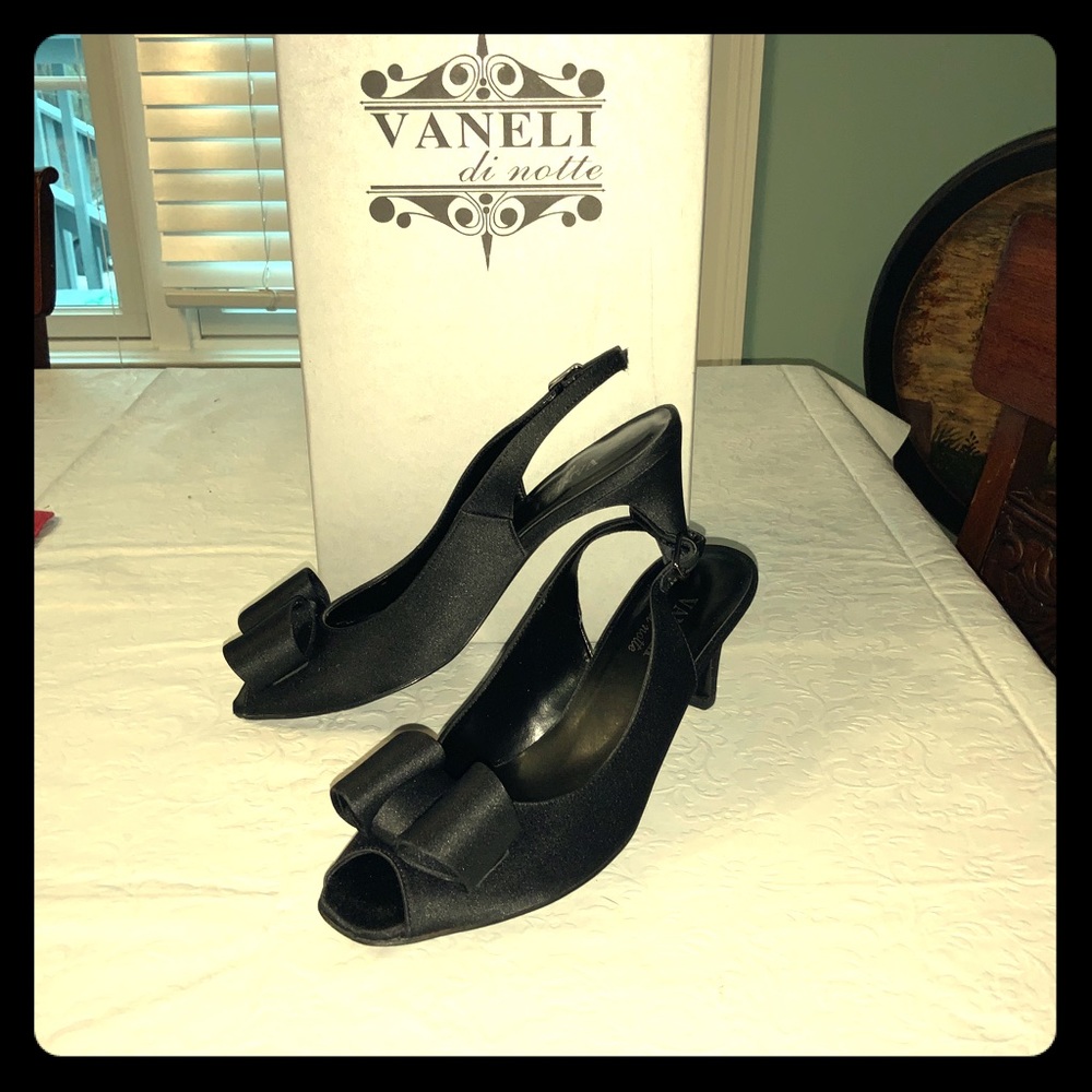 Vaneli - Formal heels - Size 7.5N